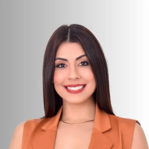Foto de Letícia, assistente jurídica
